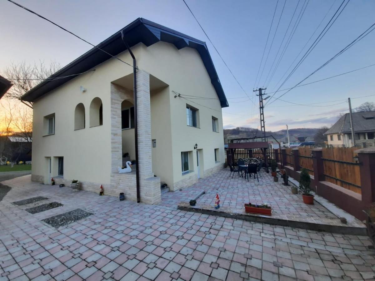 Pensiunea Casa Godja Valeni  Екстер'єр фото