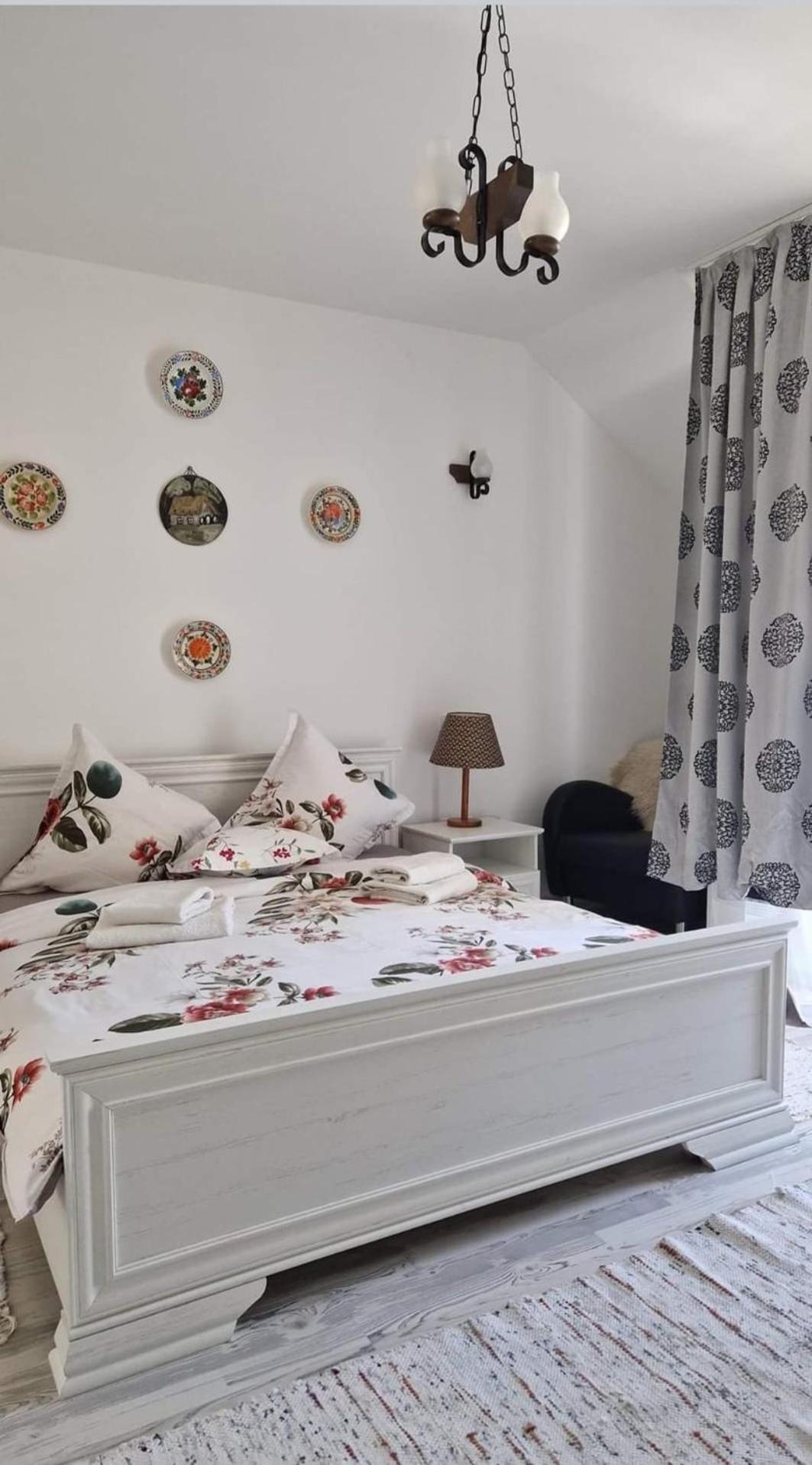 Pensiunea Casa Godja Valeni  Екстер'єр фото